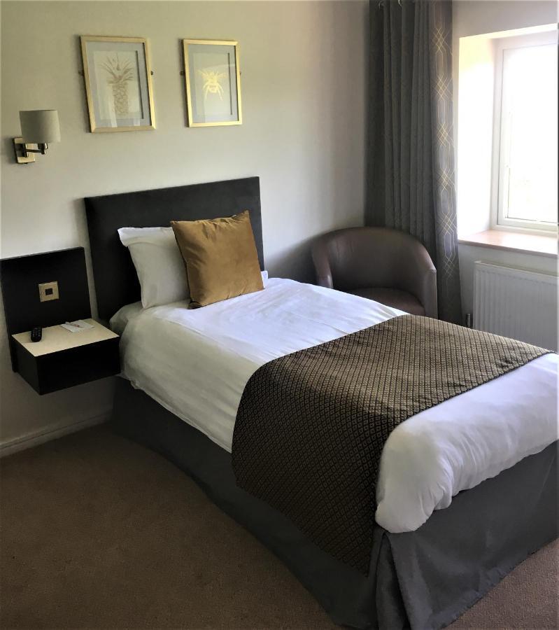 Hunters Lodge Hotel Crewe Esterno foto