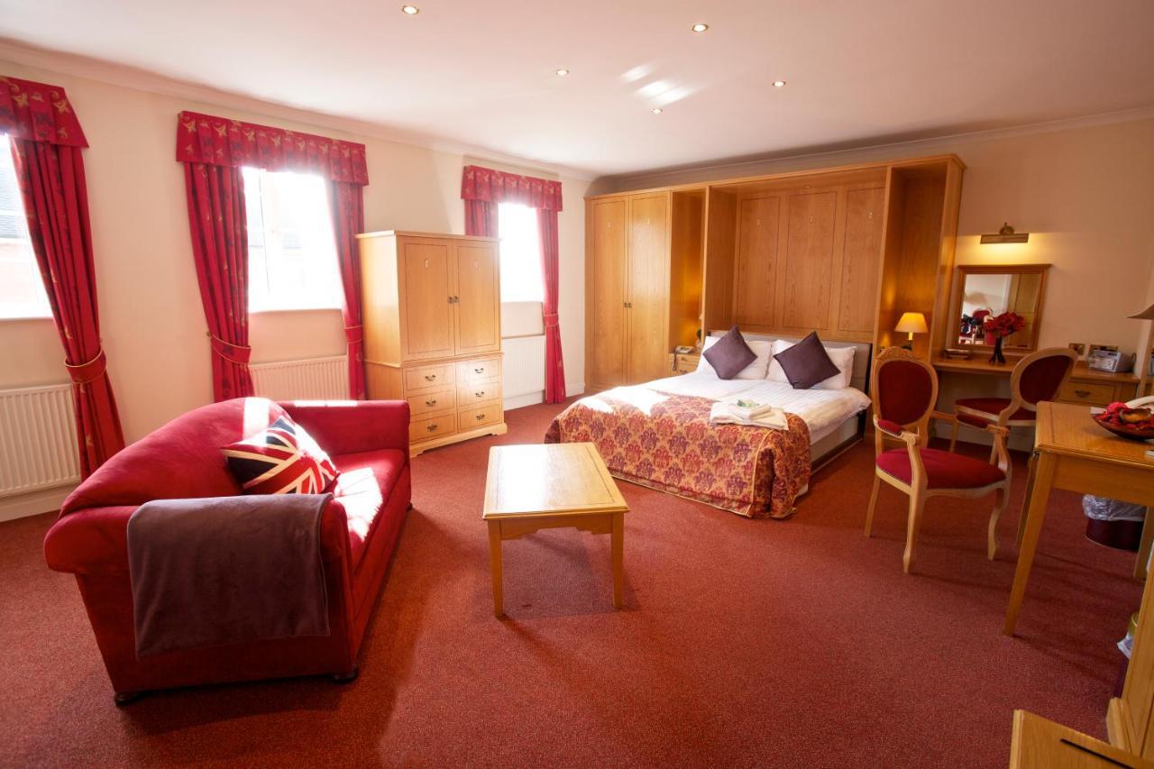 Hunters Lodge Hotel Crewe Esterno foto